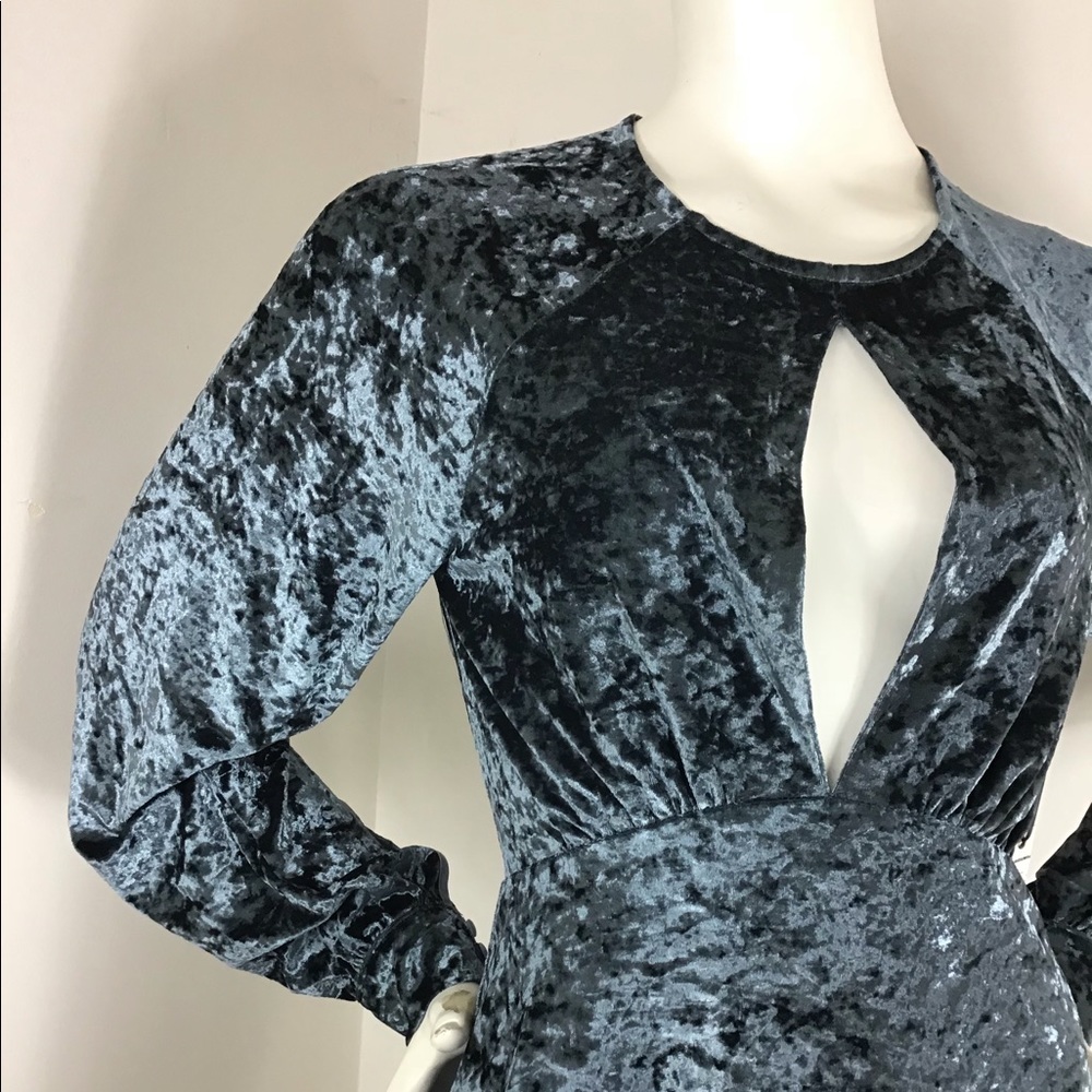 Lovers + Friends Capulet Dress - Picture 2 of 8